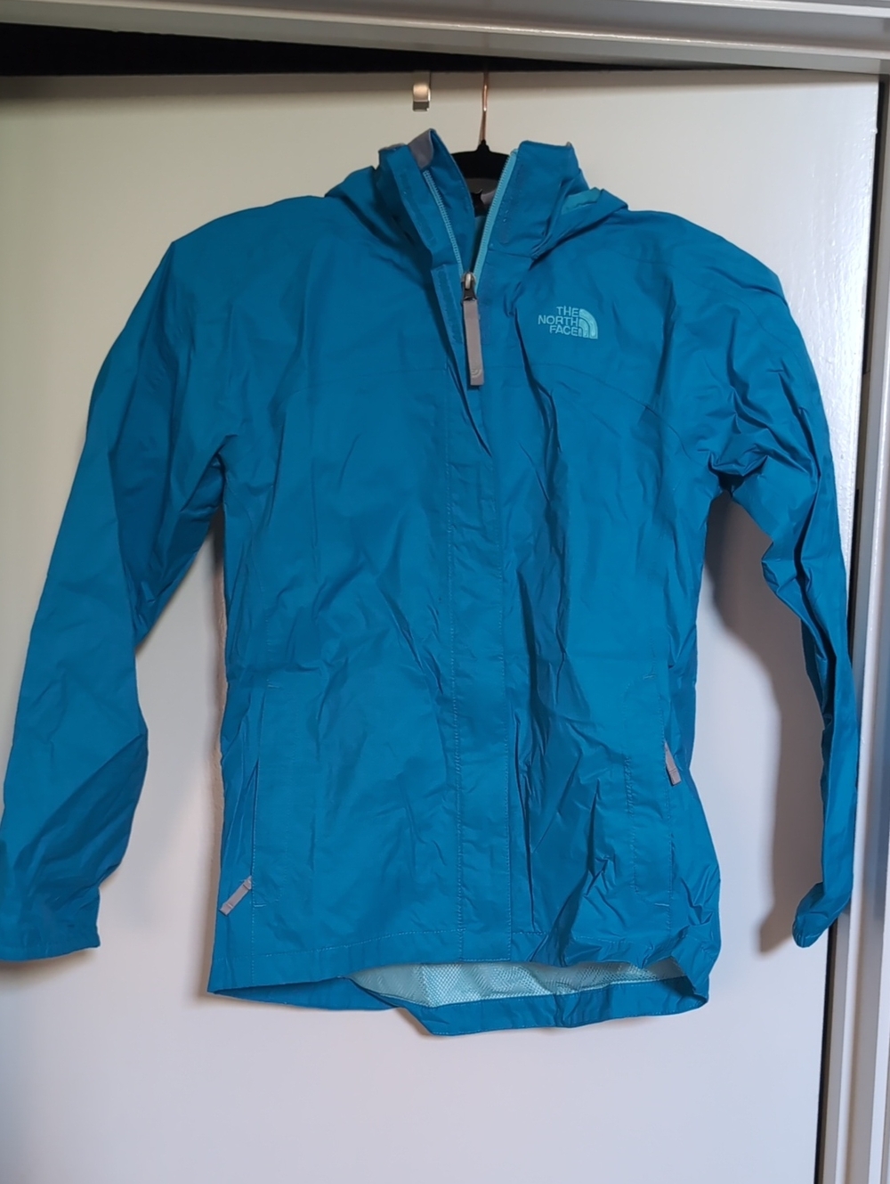 The North Face Women's Hooded Rain Jacket